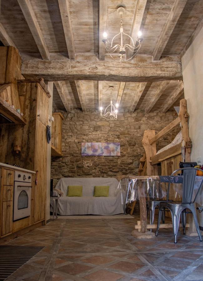 Il Nido Di Matilde _Monolocale Design Sul Fiume_ Leilighet Rossena Eksteriør bilde